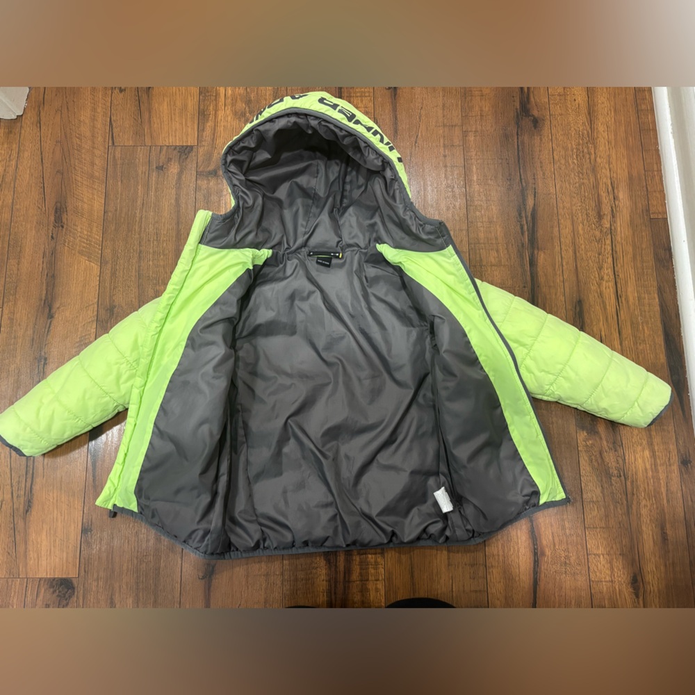 Under Armour Boys Neon Yellow and Gray Puffer Coat, Size 4 - Picture 8 of 13